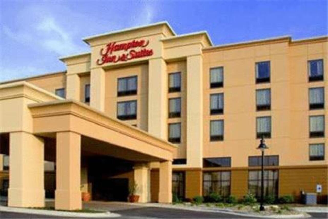 Hampton Inn & Suites Bloomington-Нормал Экстерьер фото