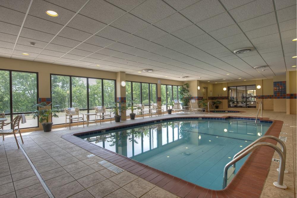 Hampton Inn & Suites Bloomington-Нормал Экстерьер фото