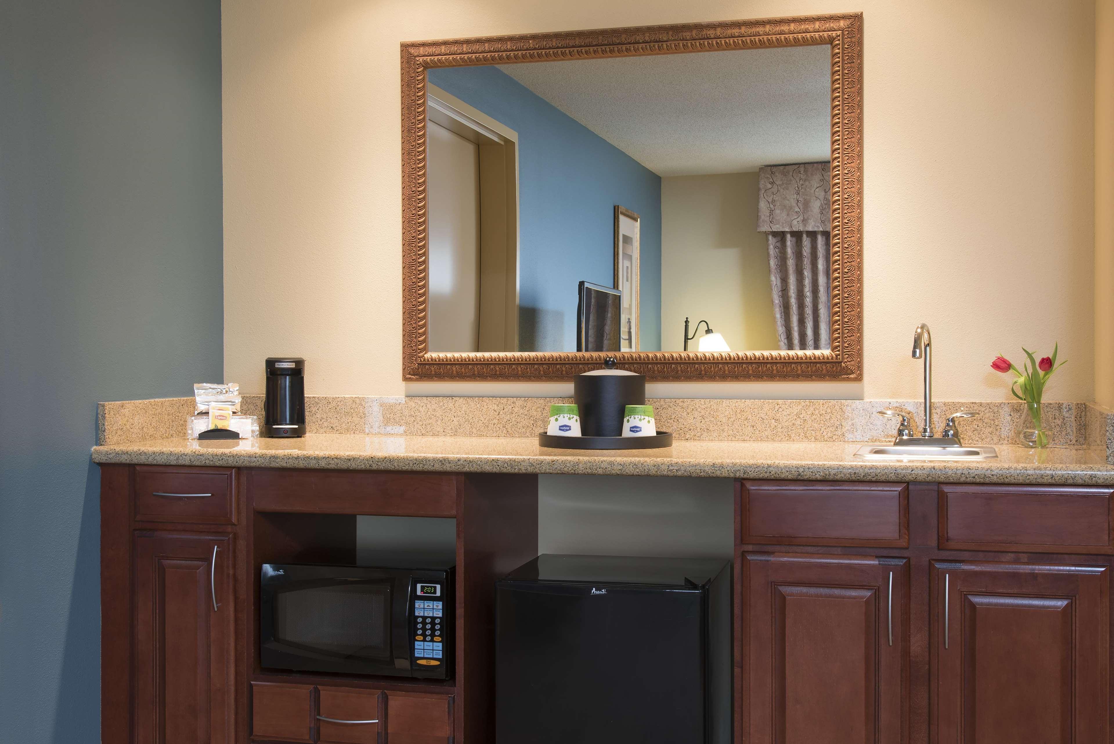 Hampton Inn & Suites Bloomington-Нормал Экстерьер фото