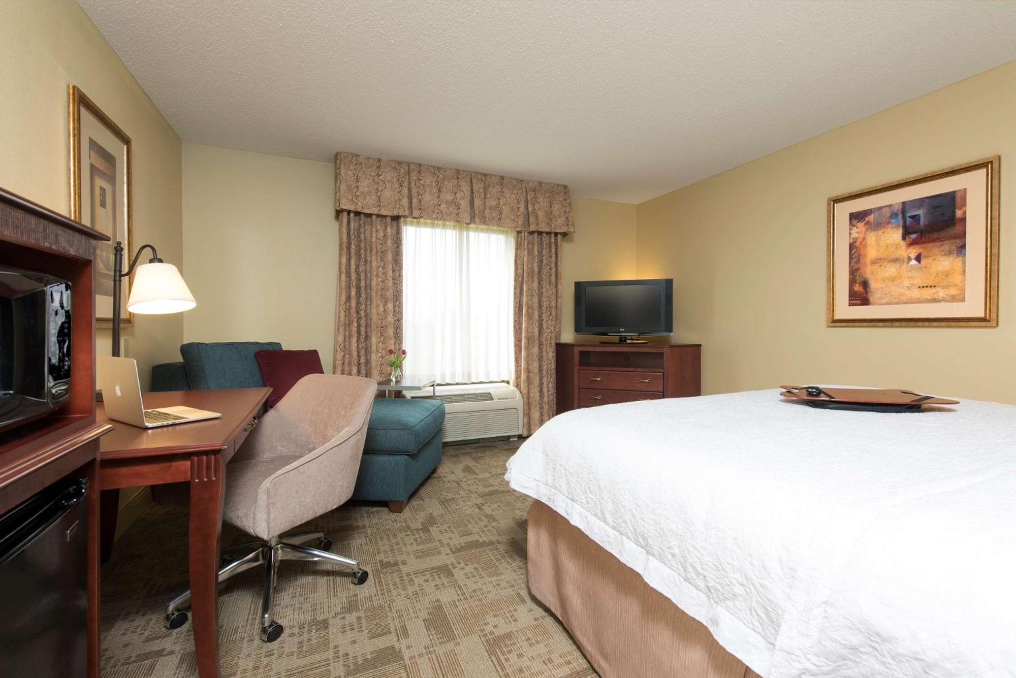 Hampton Inn & Suites Bloomington-Нормал Экстерьер фото