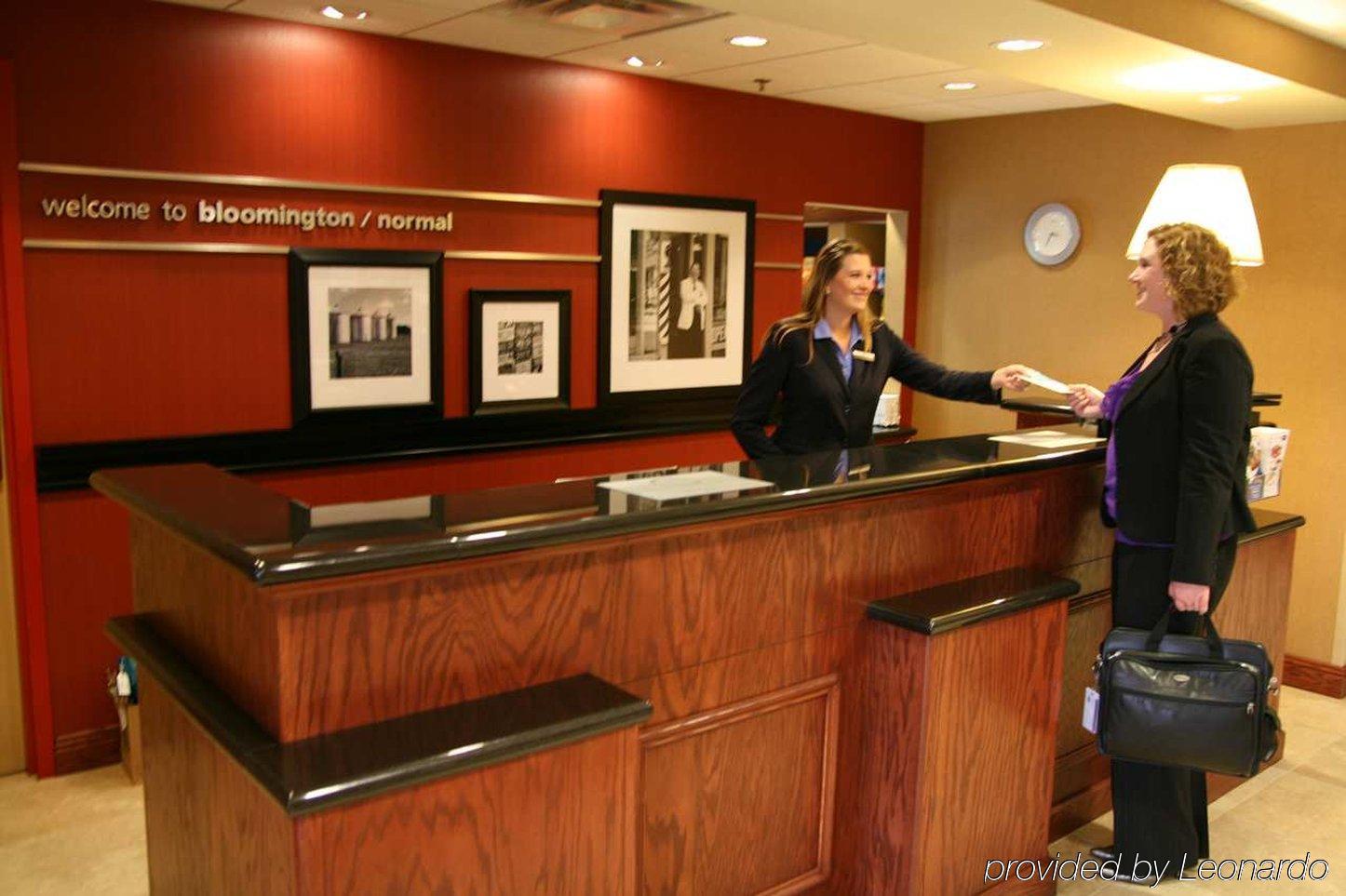 Hampton Inn & Suites Bloomington-Нормал Интерьер фото