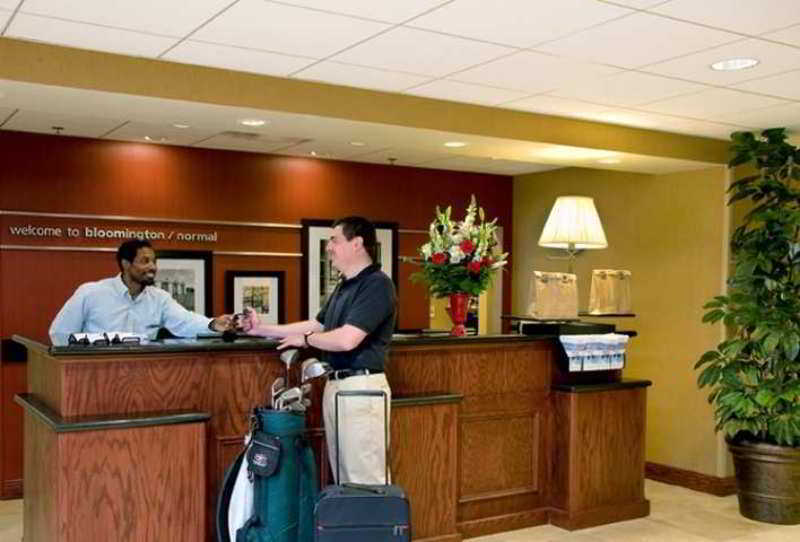 Hampton Inn & Suites Bloomington-Нормал Экстерьер фото